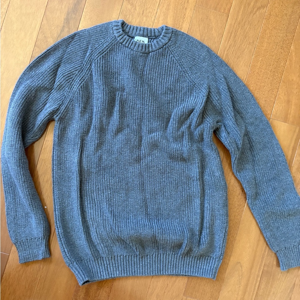 Zara Men's Gray Knit Sweater